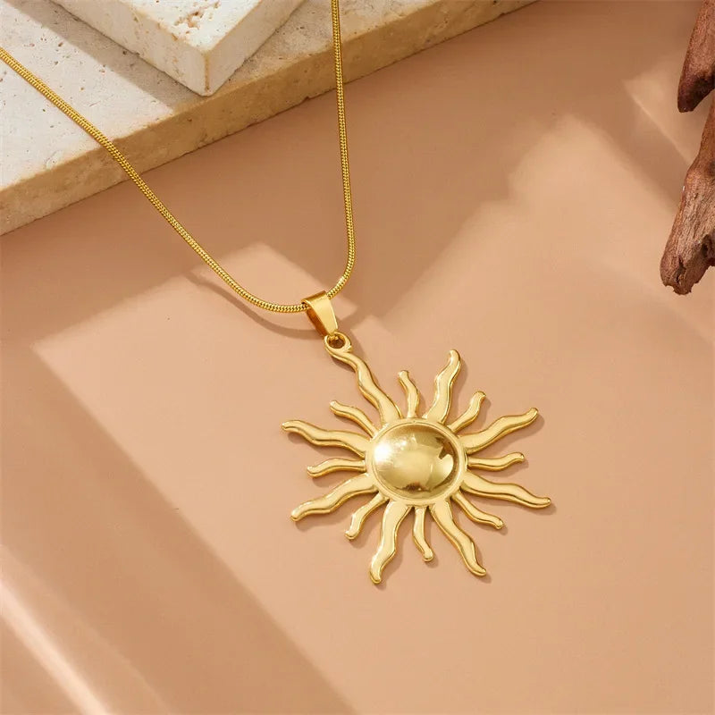 Stainless Steel Golden Fashion Sun Pendant Necklace For Women Girl  New Concise Solar Neck Chain Jewelry Gift